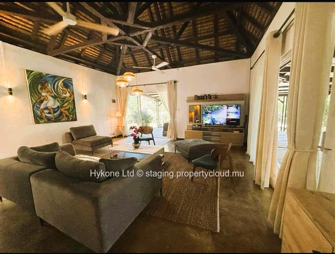 Villa For Rent In Bain Boeuf