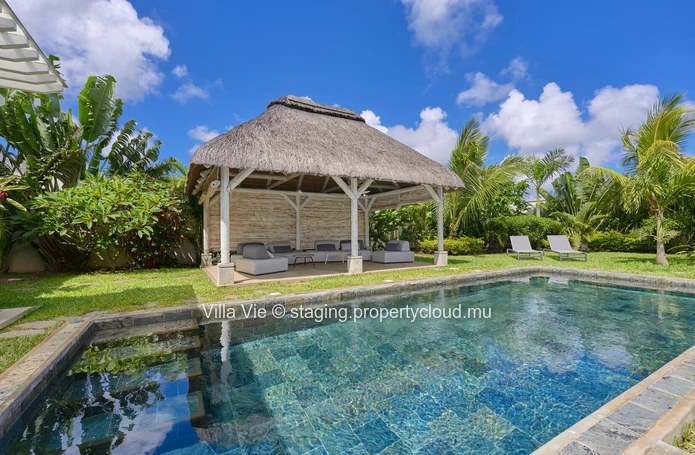 Grand Baie - Beautiful 4-bedroom en-suite villa, pool and gazebo