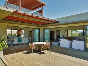 4 Bedroom Villa