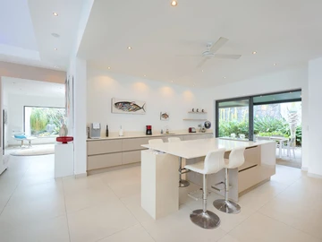4 Bedroom Villa