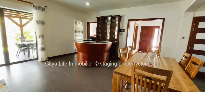 Élégante Maison de 3 Chambres à Vendre dans une residence privée et calme à Tamarin.