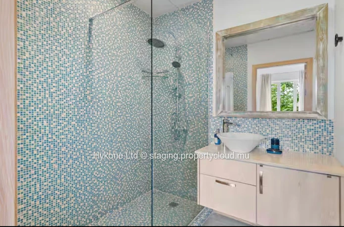 Appartement À Louer À Bain Boeuf