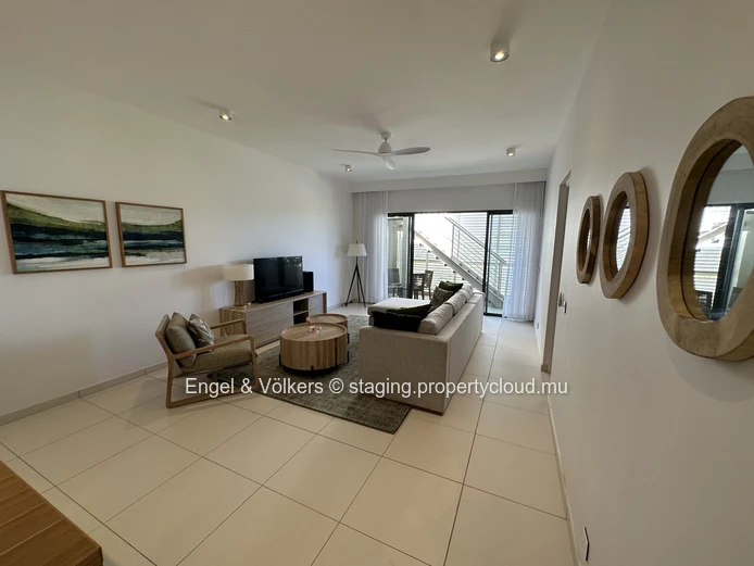 Penthouse Perfection with Rooftop Terrace in Pereybere