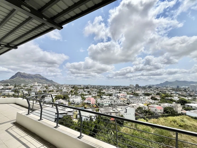 Experience elevated living in Sodnac – Modern 3-bedroom penthouse with stunning views