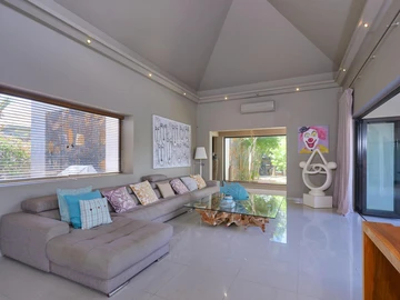 4 Bedroom Villa