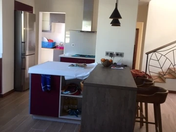 6 Bedroom House