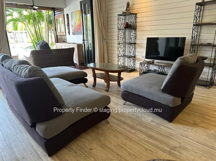 Waterfront 3-Bedroom Duplex in La Balise Marina