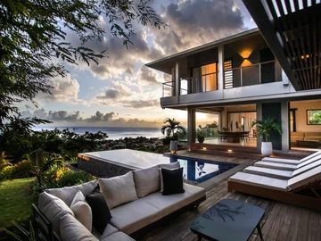 5 Bedroom Villa