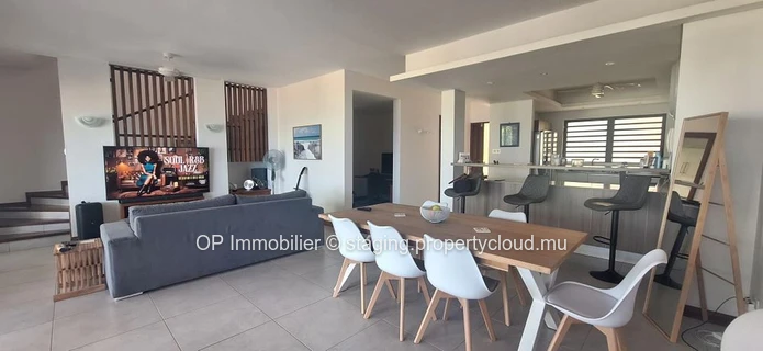 Duplex 3 chambres avec vue mer à vendre à Tamarin, Île Maurice