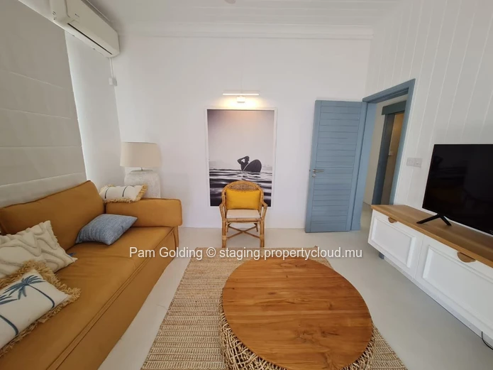 3 bedroom Beachfront Eco-Chic Coastal Haven with Breathtaking Sea Views – Tamarin