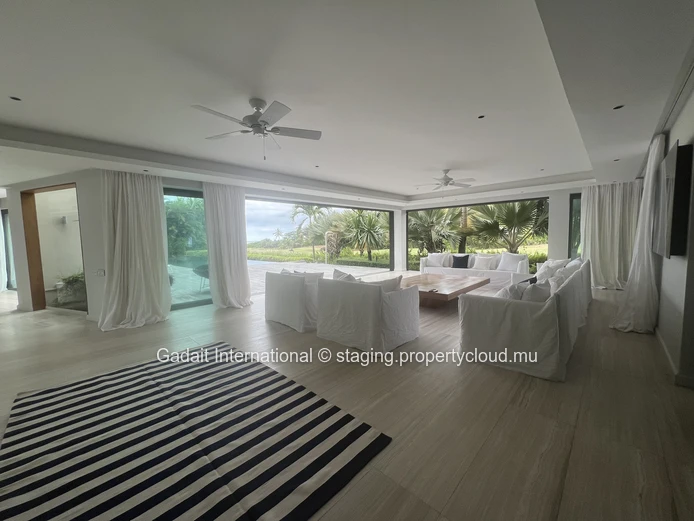 Villa de prestige Solaia à Anahita – Vue mer, golf & prestations haut de gamme