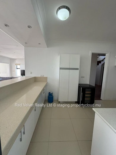 Penthouse À Vendre – Sodnac, Quatre Bornes