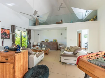 5 Bedroom Villa