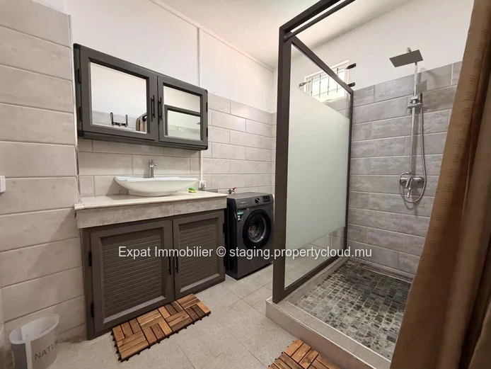3-Bedroom Ground Floor Apartment for Rent – Pereybere, Residence with Pool