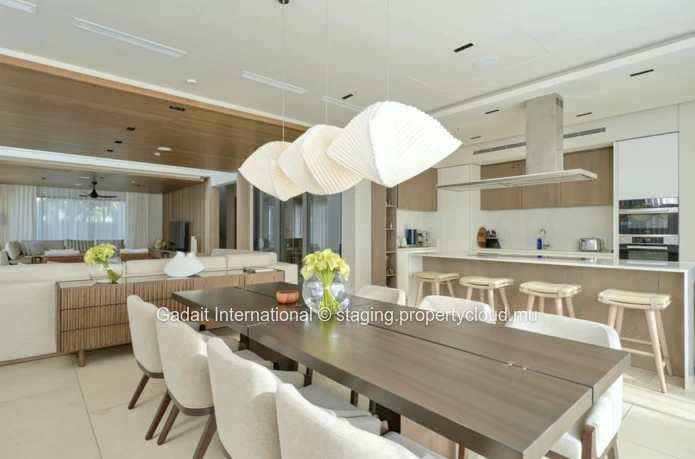 Luxury beachfront villa for sale in Mauritius – One&Only Private Homes Le Saint Géran