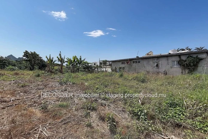 Land for Sale – Saint-Pierre