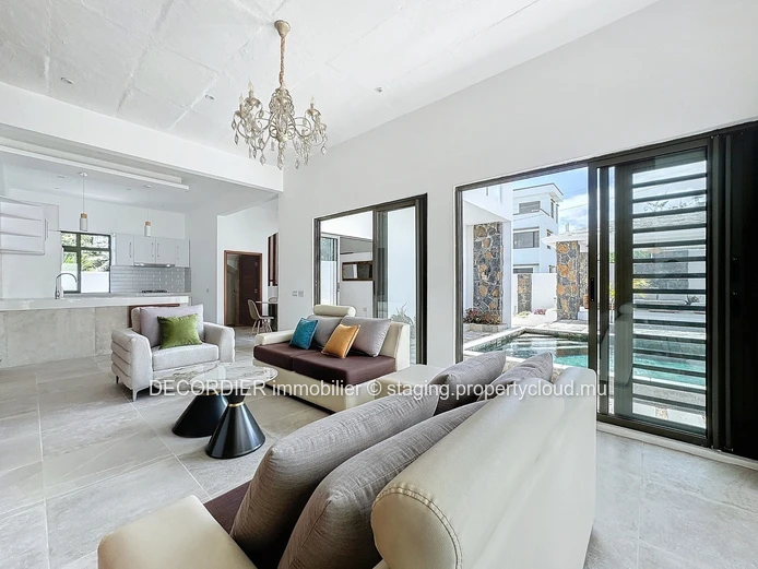 Maison individuelle avec piscine