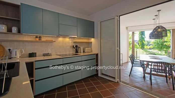 Riviera Cove