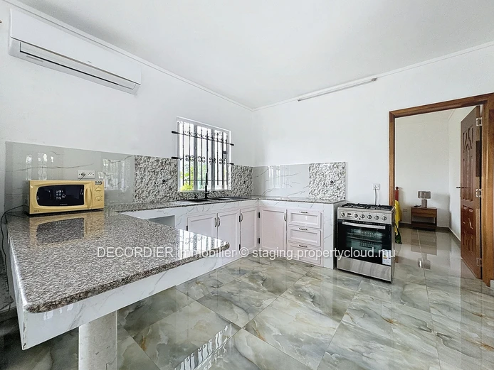For rent - first floor apartment in Pereybere