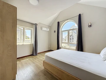 4 Bedroom Apartment