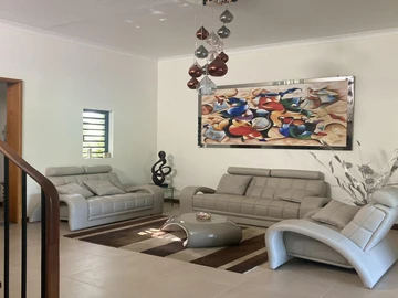 4 Bedroom Villa