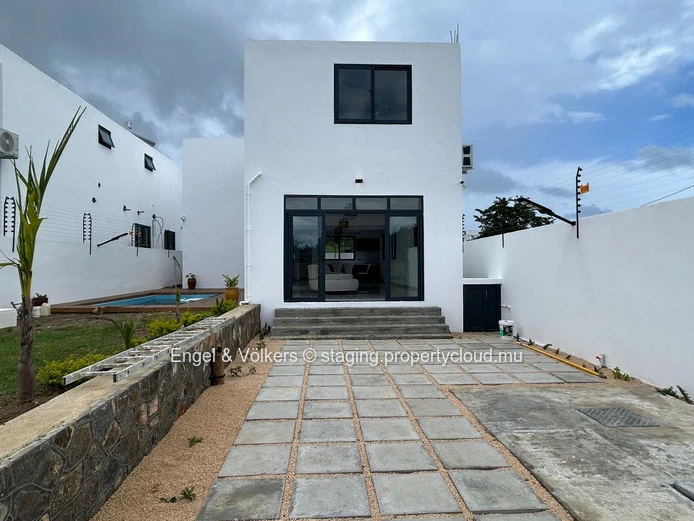 New Build Home for Sale – The Vale. Completion Expected: November