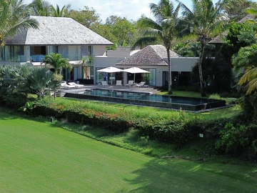 5 Bedroom Villa