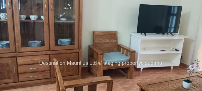 Modern furnished 2 bedroom apartment for rent in Trou aux Biches - 60m², 2 bedrooms, parking, yard, water tank - 28 0...