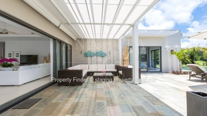 Exclusive 4-Bedroom Villa with Breathtaking Golf Views