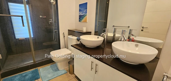 Ground Floor 3-Bedroom Apartment in Azuri – Coastal Living Made Easy