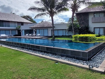 5 Bedroom Villa