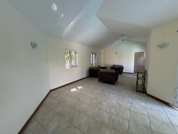 Maison de 4 Chambres