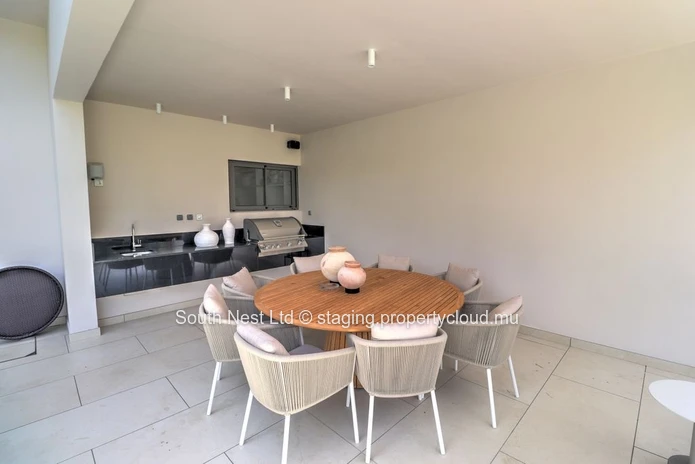 One&Only luxury villa with a private pool, seafront access
