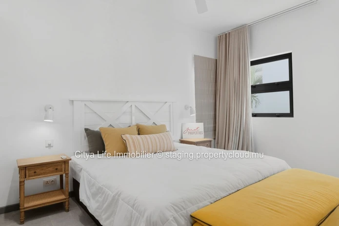 Stunning Apartment with Sea View and Pool Access in St Antoine - PDS - Rs 25M