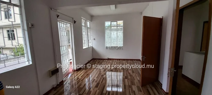 Office for rent in Port-Louis