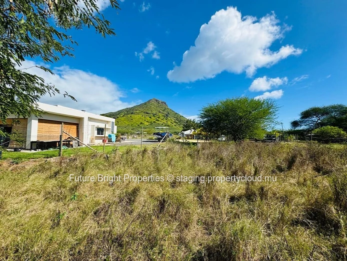 Superbe Terrain à Vendre dans le Domaine TEREMINALIA – Morcellement Belouguet