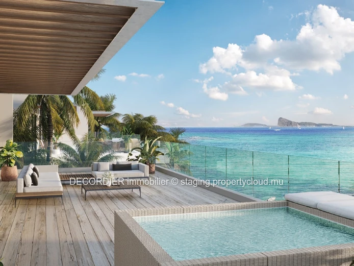 Prestigious Penthouse, 360° sea and mountain views
