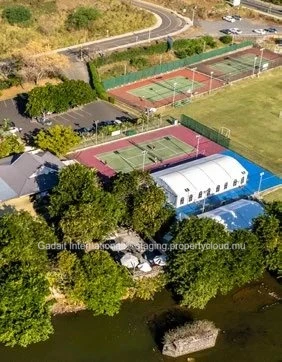 Penthouse Pieds dans l'Eau à Tamarin – Bien de Prestige Accessible aux Acheteurs Étrangers