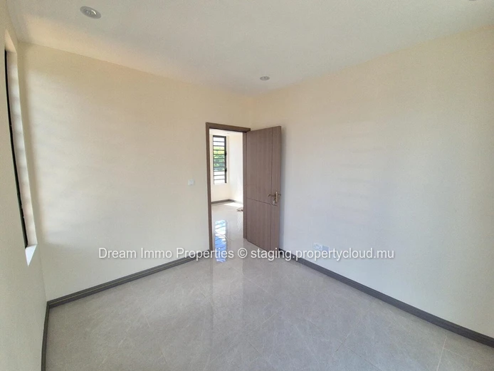 Villa Neuve De 4 Chambres Bien Située A Pereybere – Ile Maurice