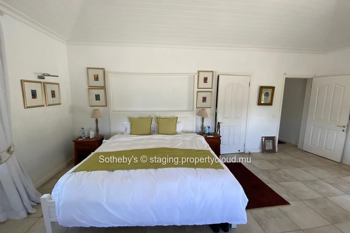 Colonial Style Living