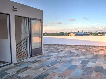 5 Bedroom Villa