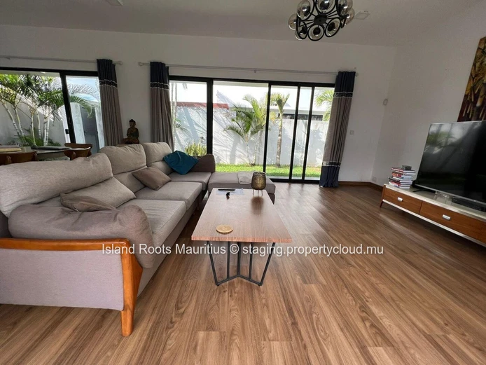Charming single-storey villa for rent in Pereybere !