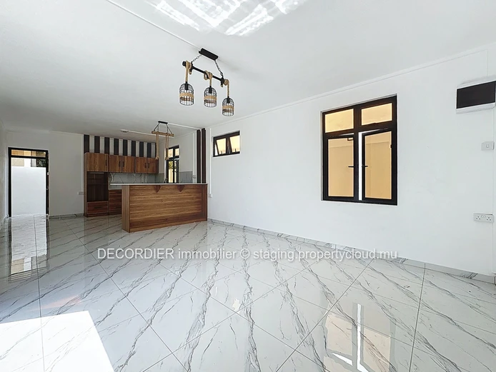 Maison Neuve avec Piscine