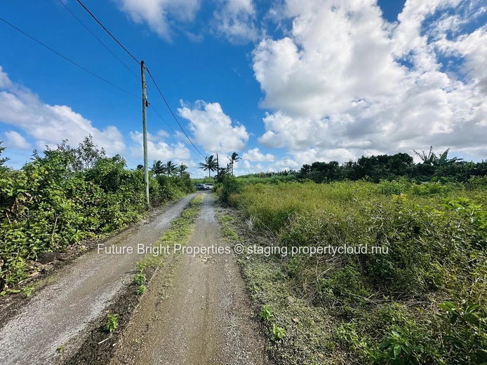 For Sale: Spacious 1121 sqm Residential Plot | Prime Location | Quiet & Convenient 