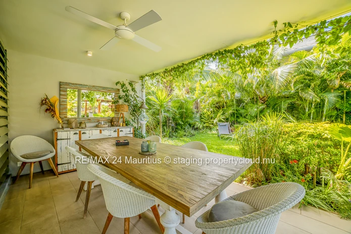 Stunning 4-Bedroom Villa For An Extraordinary Tropical Getaway