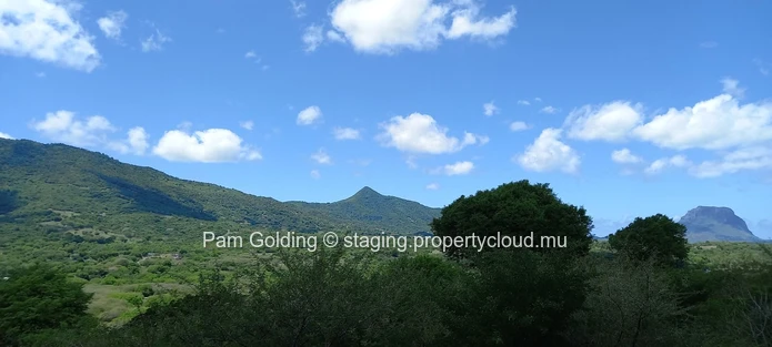 Exclusive Plot in Domaine de Palmyre – Perfect for Investment