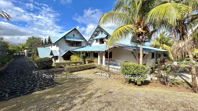 Elegant Colonial Home in Prestigious Gated Complex