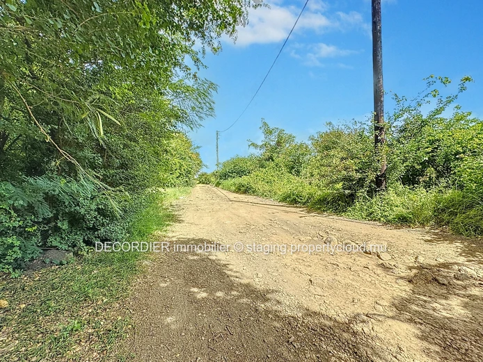 À Vendre Péreybère Terrain Résidentiel