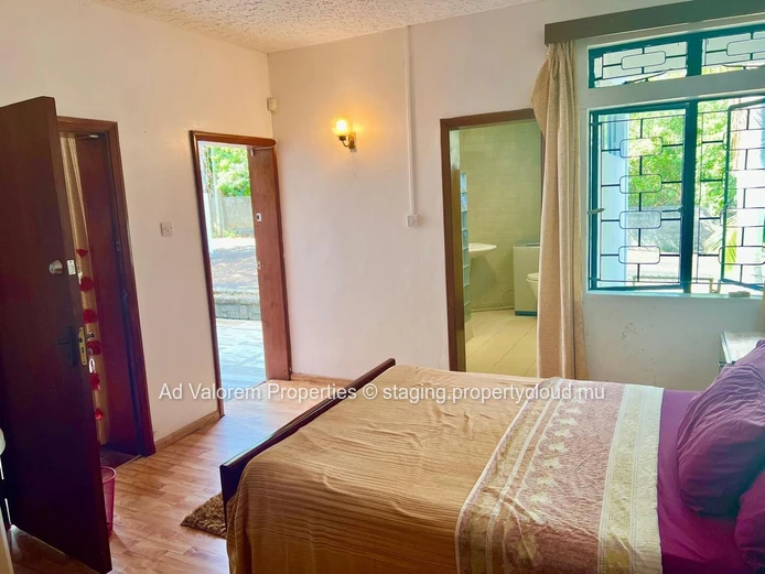 Large house for sale - Balfour, Beau Bassin.
