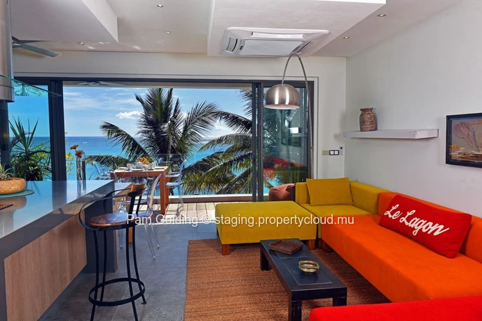 Splendid beach apartment